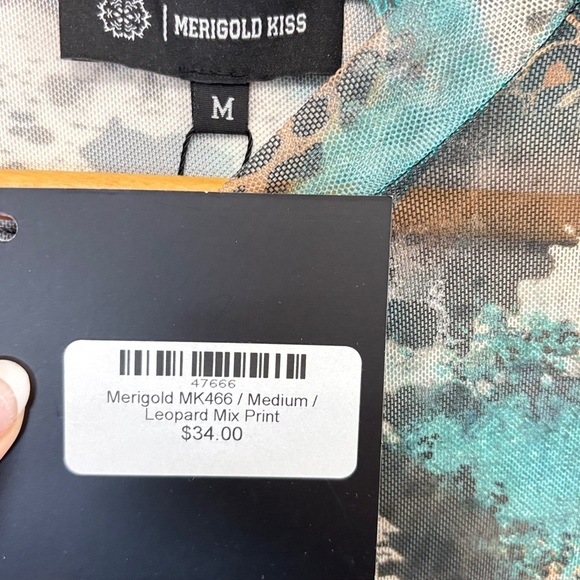 Blue and Brown Fitted Long Sleeve Blouse - Picture 3 of 4